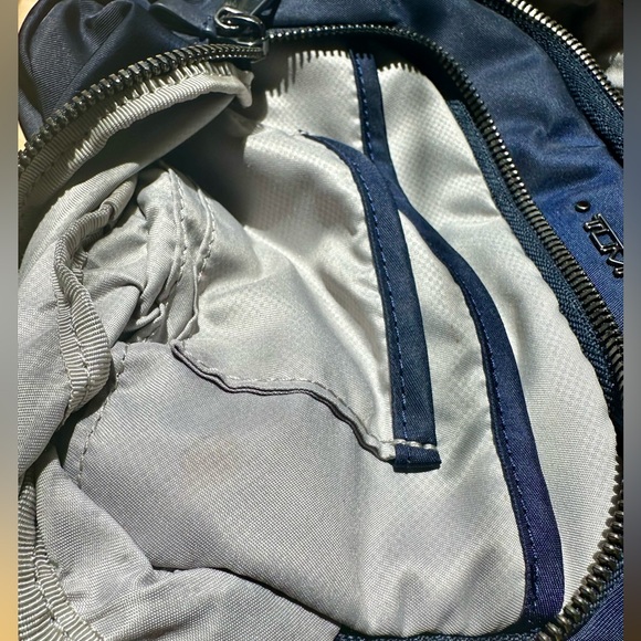 Tumi Voyageur Crossbody - Picture 3 of 6